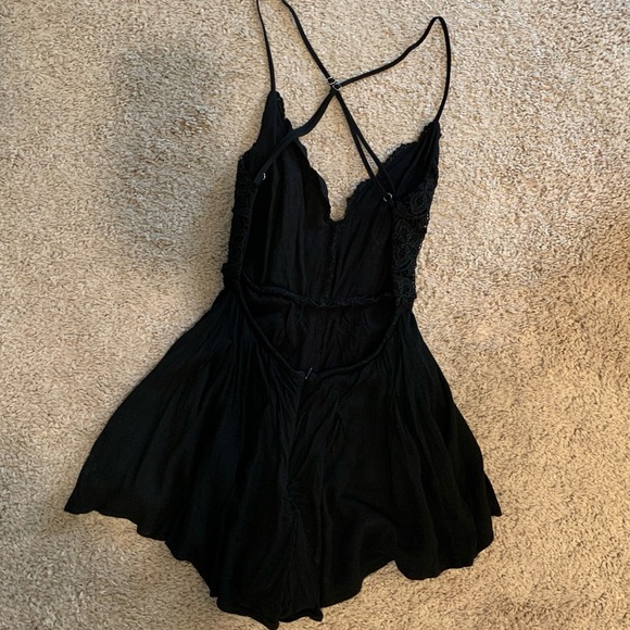 Black low back romper - Picture 4 of 8